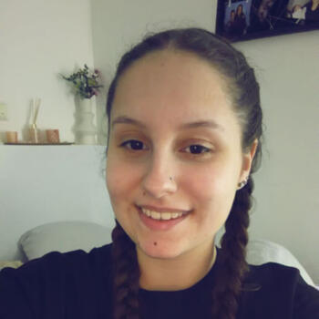 Babysitter in Verneuil-sur-Seine: Angela