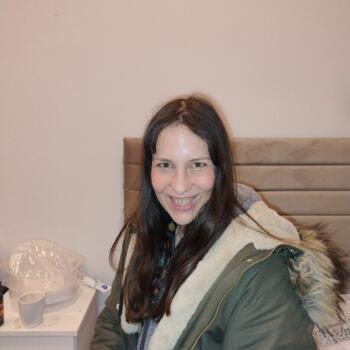 Babysitter in London: Milica