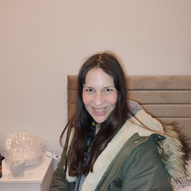 Babysitter in London: Milica