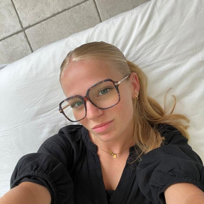 Babysitter in Perpignan: Emma