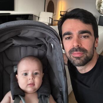 Trabalho de babysitting em Estoril: Trabalho de babysitting Jaime