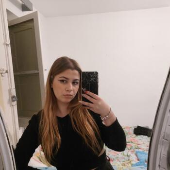 Babysitter em Pombal: Tania