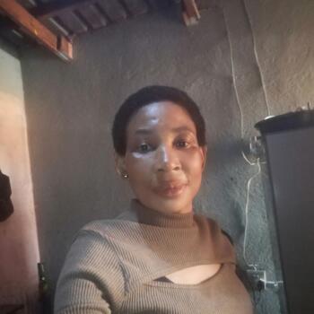 Babysitter in Tembisa (Gauteng): Dumsile