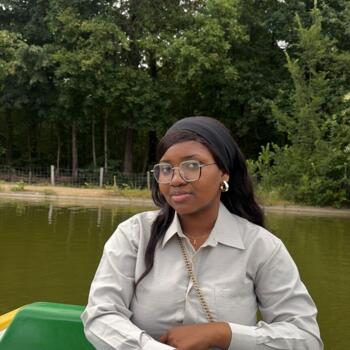 Babysitter in Créteil: Lucie Georgette