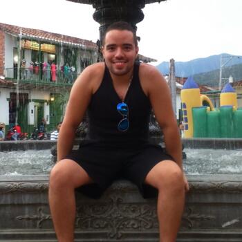 Trabajo para niñera en Medellín: trabajo de niñera Sebastián