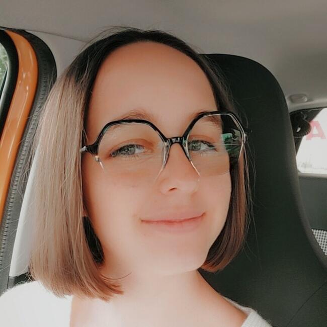 Babysitter in Challans: Bettina