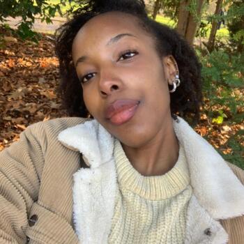 Babysitter in Berlin: Tajah