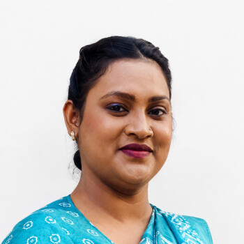 बम्बई में आया: Rubina