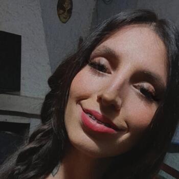 Babysitter in Montevideo: Nahiara