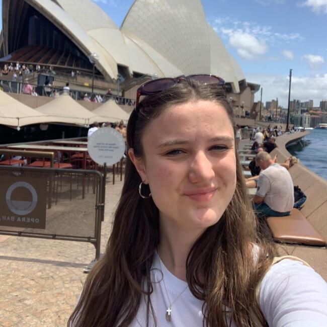 Babysitter in Melbourne: Antonia