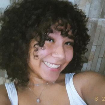 Babysitter in Manaus: Evellyn Vitória