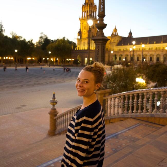 Babysitter in Meudon: Oceane