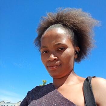 Babysitter Cape Town: Mantsejoa Josephine