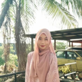 Babysitter Bangi: Sophea