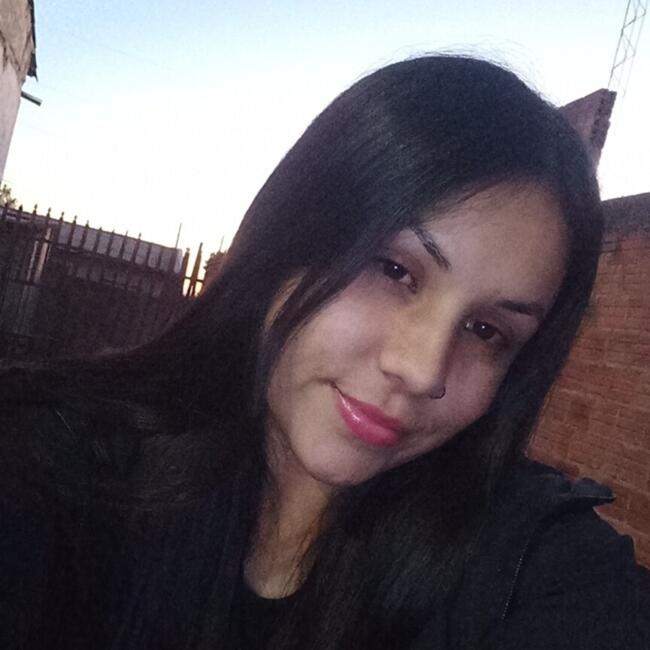 Babysitter in Ponta Grossa: Alexia