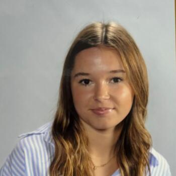 Babysitter in Saint-Brieuc: Maeva