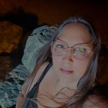 Babysitter in Sailly-Labourse: Florence