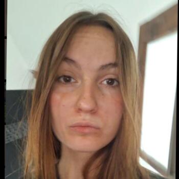 Chůva v Paříž: Thais