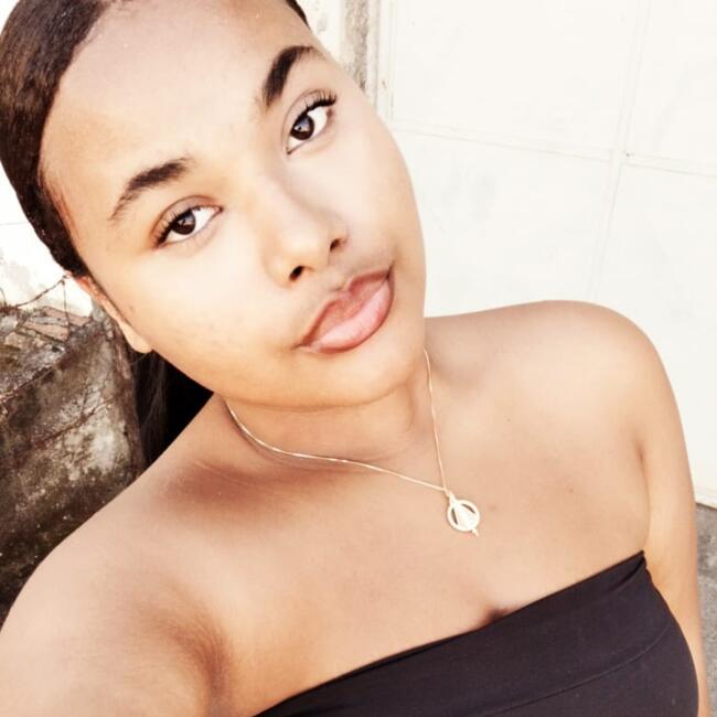 Babá em Barra Mansa: AnaCarolina