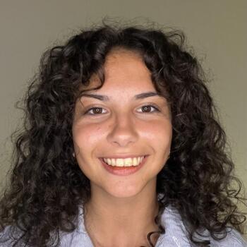 Babysitter Revello: JULIETA