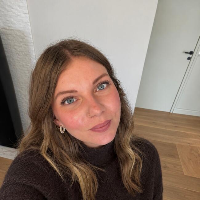 Babysitter in Bourg-en-Bresse: Charlotte