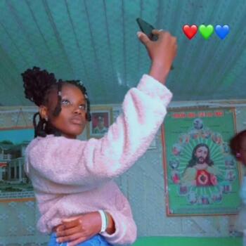 Babysitter Nairobi: Joy