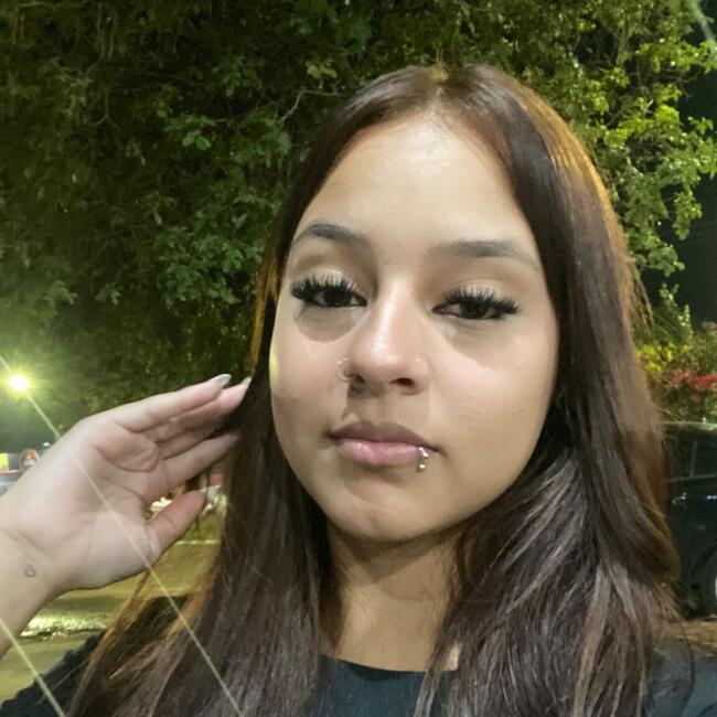 Babysitter in Campo Grande: Pamela