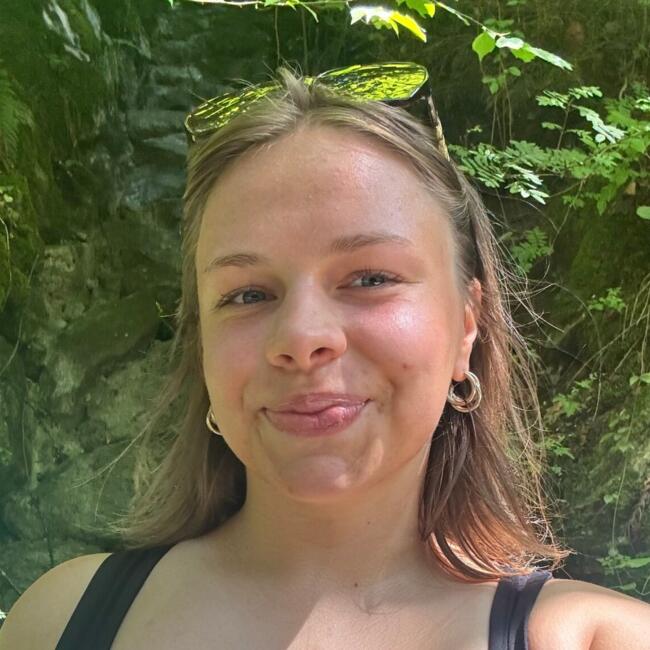 Babysitter in Potsdam: Melina