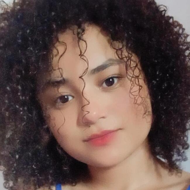 Babysitter in São José dos Pinhais: Ana Karoline