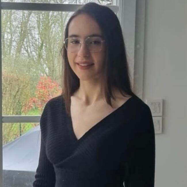 Babysitter in Saint-Witz: Angélina