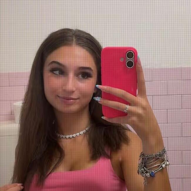 Babysitter a Terni: Azzurra