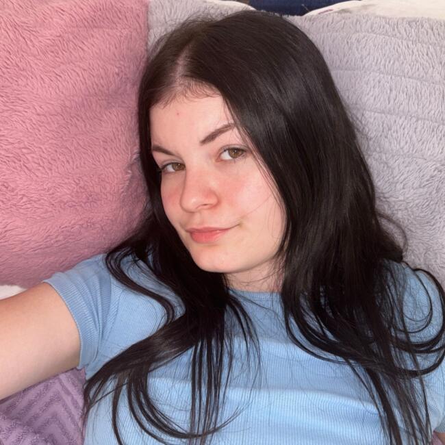 Bebisiterka u Surčin: Aura