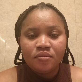 Babysitter Hollywood: Estherline dufrene