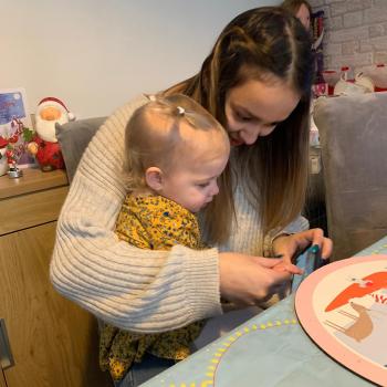 Babysitter in Nottingham: Mia