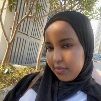 مربية أطفال في الريان: Muna