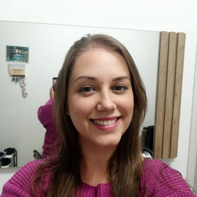 Babá em Joinville: Daiane