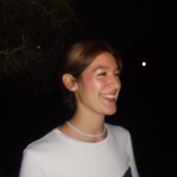 Babysitter a Pergola: Lucia
