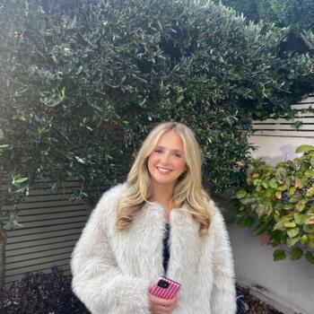 Babysitter in Dublin: Caoimhe