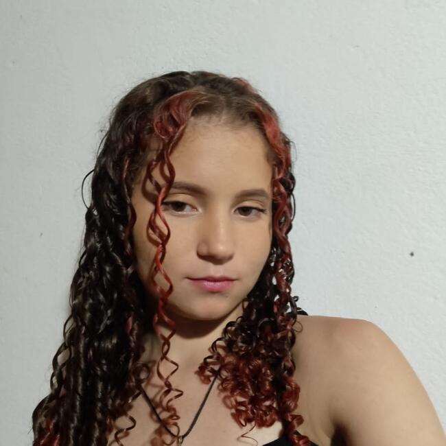 Babysitter in Betim: Yasmin