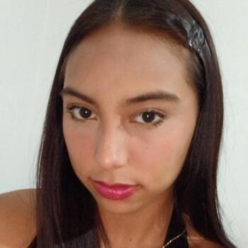 Niñera en Ciudad de General Roca: Yonel