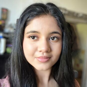 Babysitter in London: Nisa