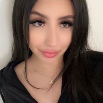 Baby-sitter in Toronto: Elisa