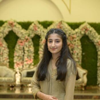 Babysitter in Dunfermline: Fiza