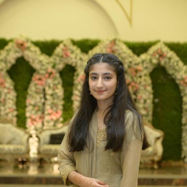 Babysitter in Dunfermline: Fiza