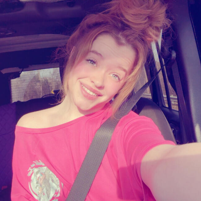 Babysitter in Fairfax: Evie