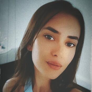 Babysitter in Bucharest: Cristina