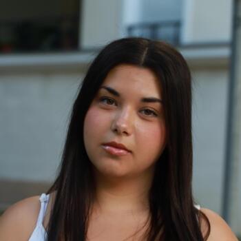 Babysitter in Saint-Herblain: Anais