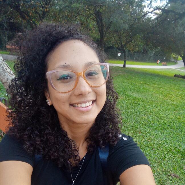 Babysitter in Porto Alegre: Cíntia