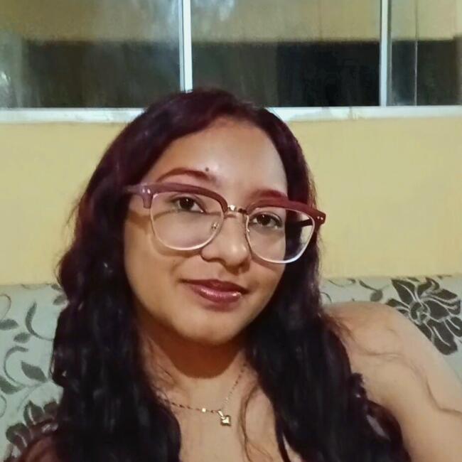 Babá em Campo Verde (Mato Grosso): Karine