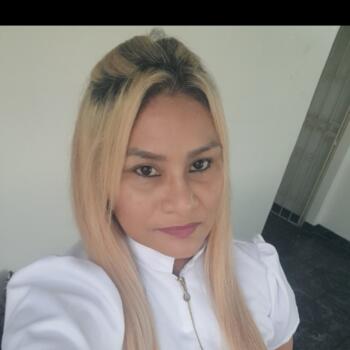 Babysitter Manaus: Jucelia Oliveira